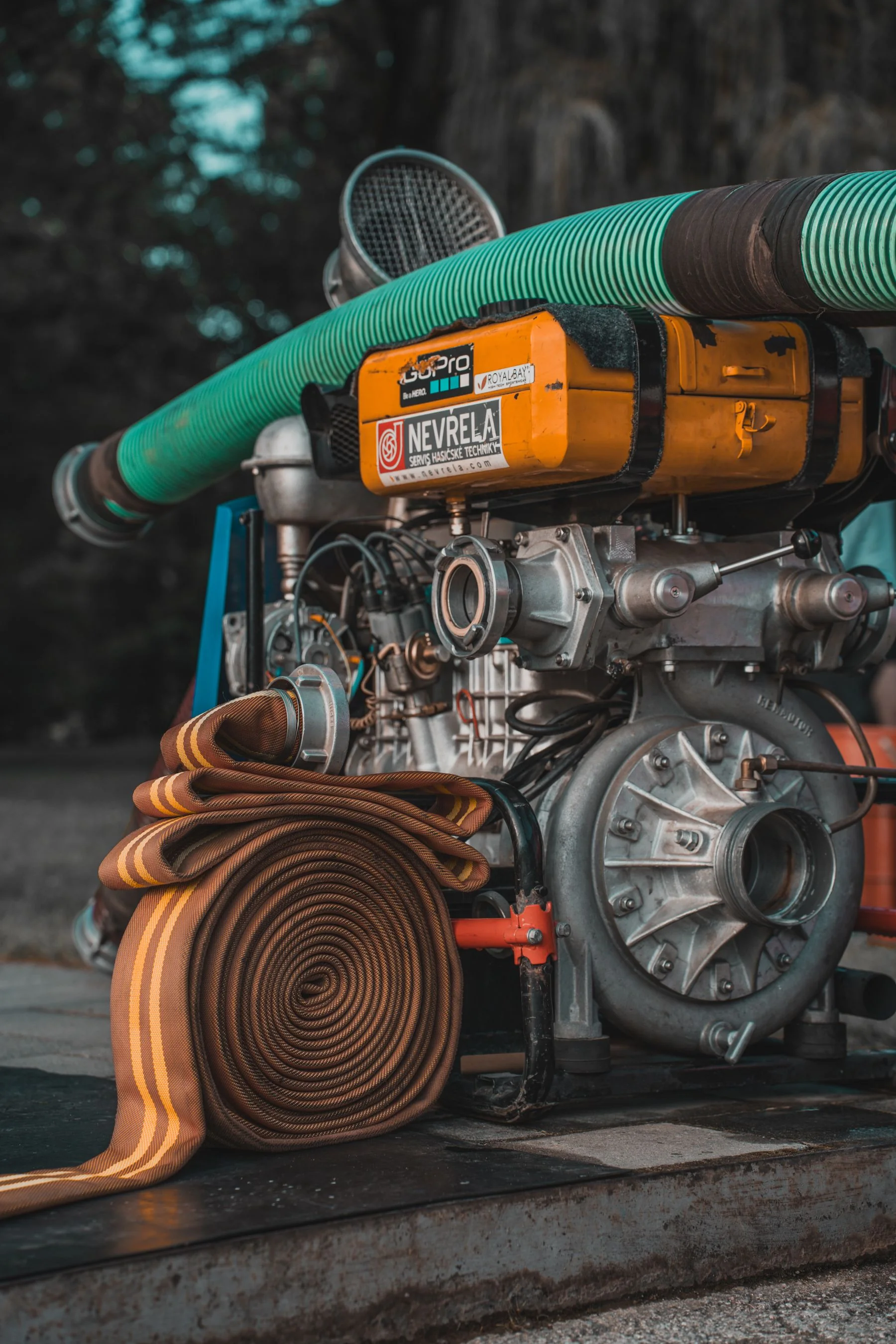 Pump and connected hoses