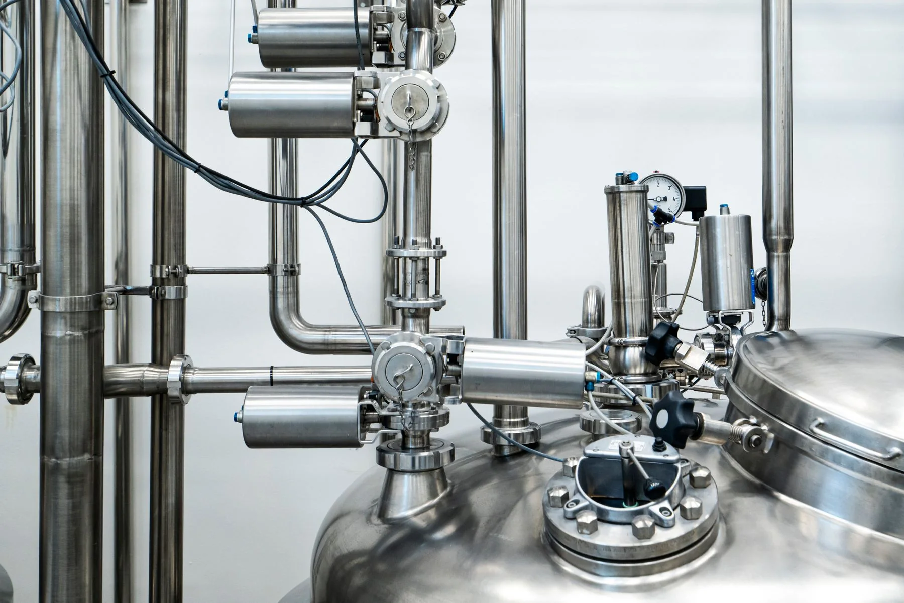 Industrial equipment and project context